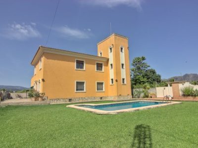 4 Bedroom Villa in Ondara