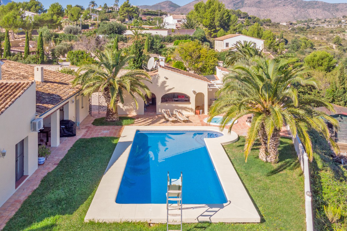 Country house in Benissa - Resale