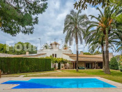 6 Bedroom  in La Cañada