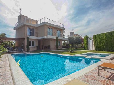 5 Bedroom  in Puzol