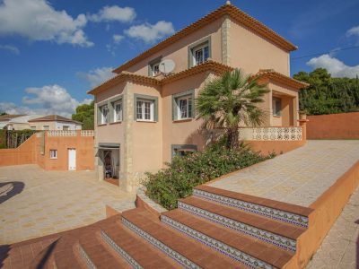 <5 Bedroom Villa in Calpe