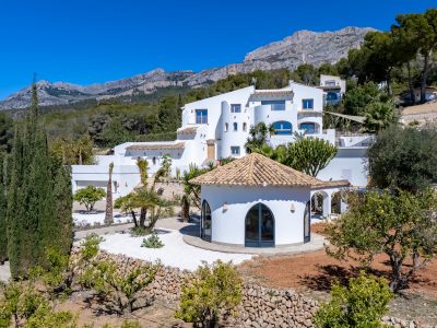 5 Bedroom Villa in Altea